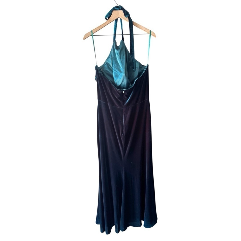 Reverly Fallon Velvet Dress / Size 18 / Classic Emerald Green/ Formal Bridesmaid - Picture 6 of 7